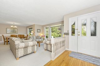 Photo 6: 8574 Kingcome Cres in North Saanich: NS Dean Park House for sale : MLS®# 887973