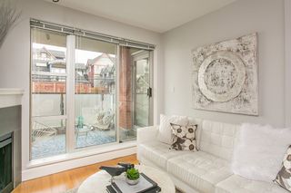 Photo 3: 411 3811 HASTINGS Street in Burnaby: Vancouver Heights Condo for sale in "MONDEO" (Burnaby North)  : MLS®# R2156944