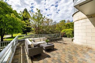 Photo 22: 105 2655 CRANBERRY Drive in Vancouver: Kitsilano Condo for sale in "NEW YORKER" (Vancouver West)  : MLS®# R2879981