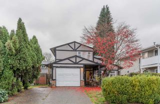 Photo 1: 3231 SAVARY Avenue in Coquitlam: New Horizons House for sale in "New Horizons" : MLS®# R2632366