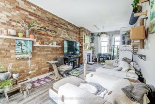 Photo 3: 31 Rose Avenue in Toronto: Cabbagetown-South St. James Town House (3-Storey) for sale (Toronto C08)  : MLS®# C8202530