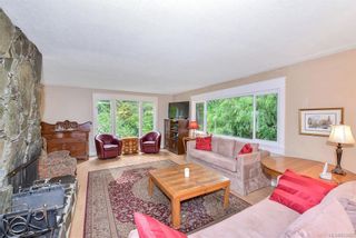 Photo 27: 385 IVOR Rd in Saanich: SW Prospect Lake House for sale (Saanich West)  : MLS®# 833827