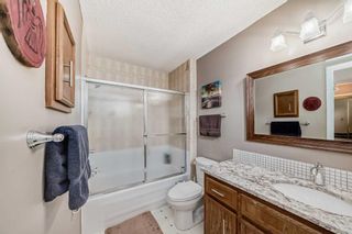 Photo 20: 40 Woodgreen Crescent SW in Calgary: Woodlands Detached for sale : MLS®# A2140789