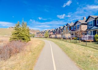 Photo 13: 39 Chaparral Valley Gardens SE in Calgary: Chaparral Row/Townhouse for sale : MLS®# A1213121