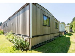Photo 2: 3 2120 KING GEORGE Boulevard in Surrey: King George Corridor Manufactured Home for sale in "Five Oaks" (South Surrey White Rock)  : MLS®# R2189509
