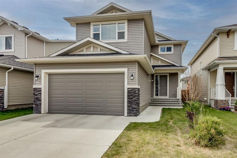 FEATURED LISTING: 33 Baywater Lane Southwest Airdrie