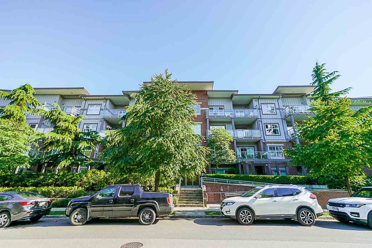 Main Photo: 407 2488 KELLY Avenue in Port Coquitlam: Central Pt Coquitlam Condo for sale in "SYMPHONY AT GATES PARK" : MLS®# R2379920