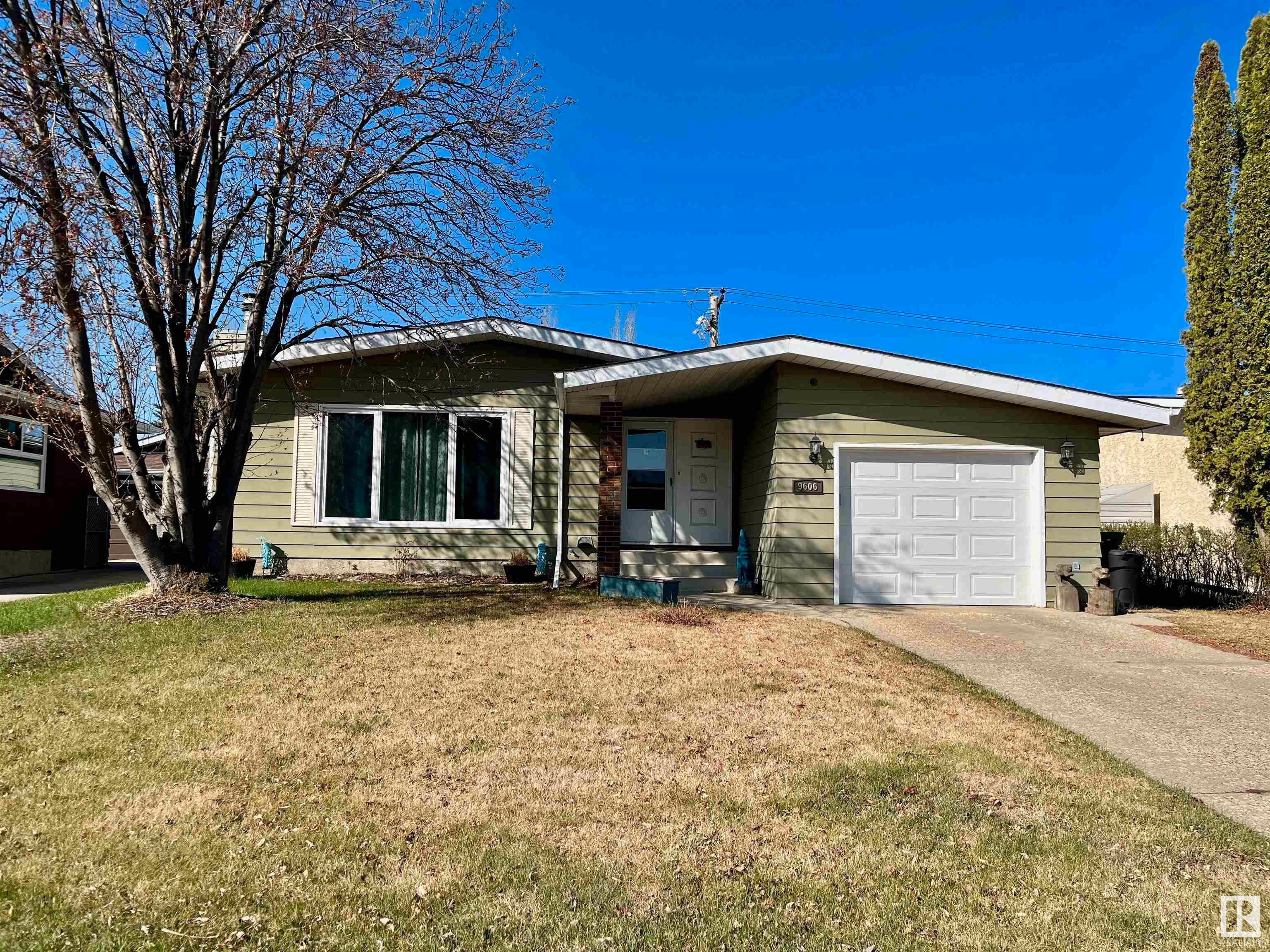 Main Photo: 9606 79 Street: Fort Saskatchewan House for sale : MLS®# E4333105