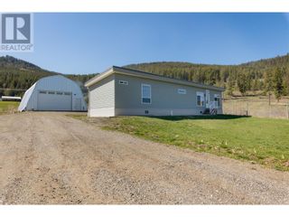 Photo 1: 3631 40 Street SE in Salmon Arm: House for sale : MLS®# 10310707