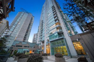 Main Photo: 807 1238 MELVILLE Street in Vancouver: Coal Harbour Condo for sale in "Pointe Claire" (Vancouver West)  : MLS®# R2859218