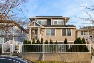 Photo 1: 4726 KILLARNEY Street in Vancouver: Collingwood VE House for sale (Vancouver East)  : MLS®# R2597122