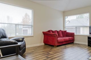 Photo 3: 16 23151 HANEY Bypass in Maple Ridge: East Central Townhouse for sale in "STONEHOUSE ESTATES" : MLS®# R2221490