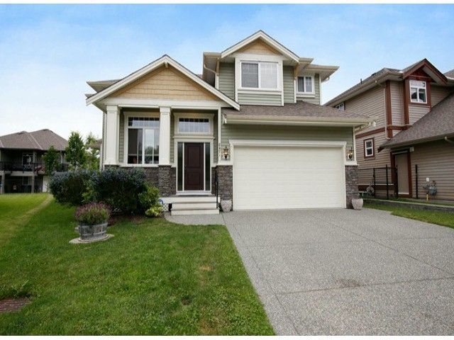 Main Photo: 8471 BAILEY PL in Mission: Mission BC House for sale : MLS®# F1415065