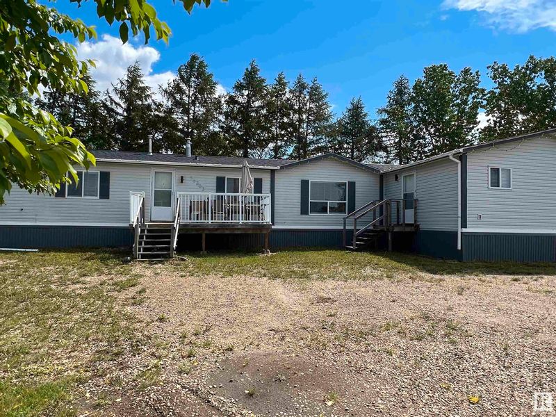 FEATURED LISTING: 55303 RGE RD 260 Rural Sturgeon County