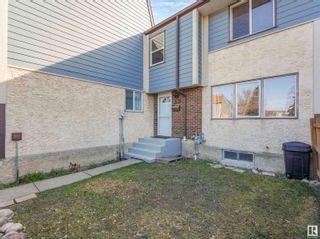 Photo 3: 5 WILLOWDALE Place in Edmonton: Zone 20 Townhouse for sale : MLS®# E4383503