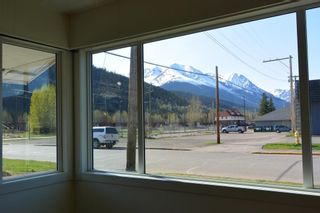 Photo 16: 1032 KING Street in Smithers: Smithers - Town House for sale (Smithers And Area (Zone 54))  : MLS®# R2429352