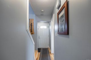 Photo 6: 2 10046 Fifth St in Sidney: Si Sidney North-East Townhouse for sale : MLS®# 967318