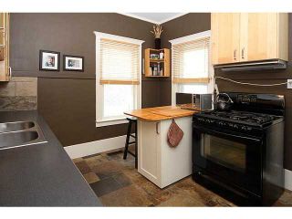 Photo 8: 132 19 Avenue NE in CALGARY: Tuxedo Residential Detached Single Family for sale (Calgary)  : MLS®# C3626887