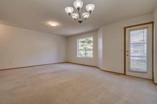 Photo 3: 40 Mt Aberdeen Manor SE in Calgary: McKenzie Lake Row/Townhouse for sale : MLS®# A1100285