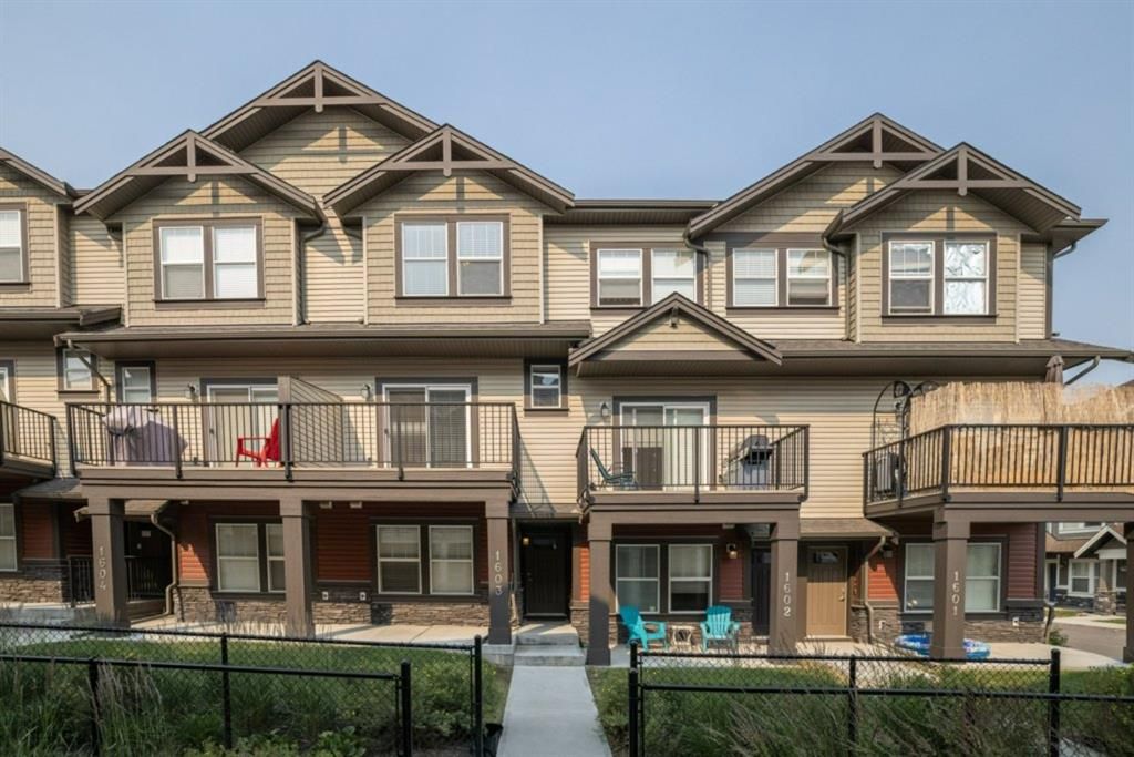 Main Photo: 1603 280 Williamstown Close NW: Airdrie Row/Townhouse for sale : MLS®# A1134233