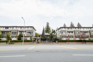 Photo 1: 72 15353 100 Avenue in Surrey: Guildford Townhouse for sale in "Soul of Guildford" (North Surrey)  : MLS®# R2502581