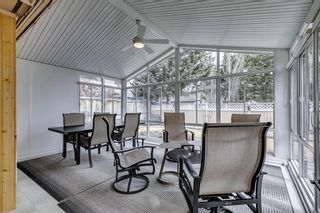 Photo 17: 10416 Willowcrest Road SE in Calgary: Willow Park Detached for sale : MLS®# A2041073
