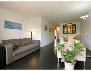 Photo 2: 203 1995 BEACH Avenue in Vancouver: West End VW Condo for sale in "HUNTINGTON WEST" (Vancouver West)  : MLS®# V770157
