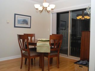 Photo 5: 5 222 E 5TH Street in North Vancouver: Lower Lonsdale Townhouse for sale in "BURHAM COURT" : MLS®# V967842