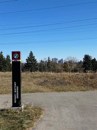 Photo 49: 36 Strathearn Crescent SW in Calgary: Strathcona Park Detached for sale : MLS®# A1152503