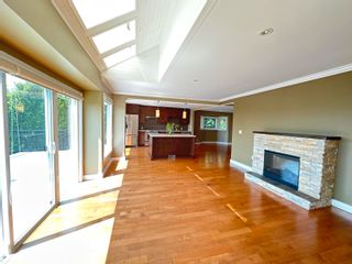Photo 2: 2522 NELSON Avenue in West Vancouver: Dundarave House for sale in "Dunarave" : MLS®# R2779044