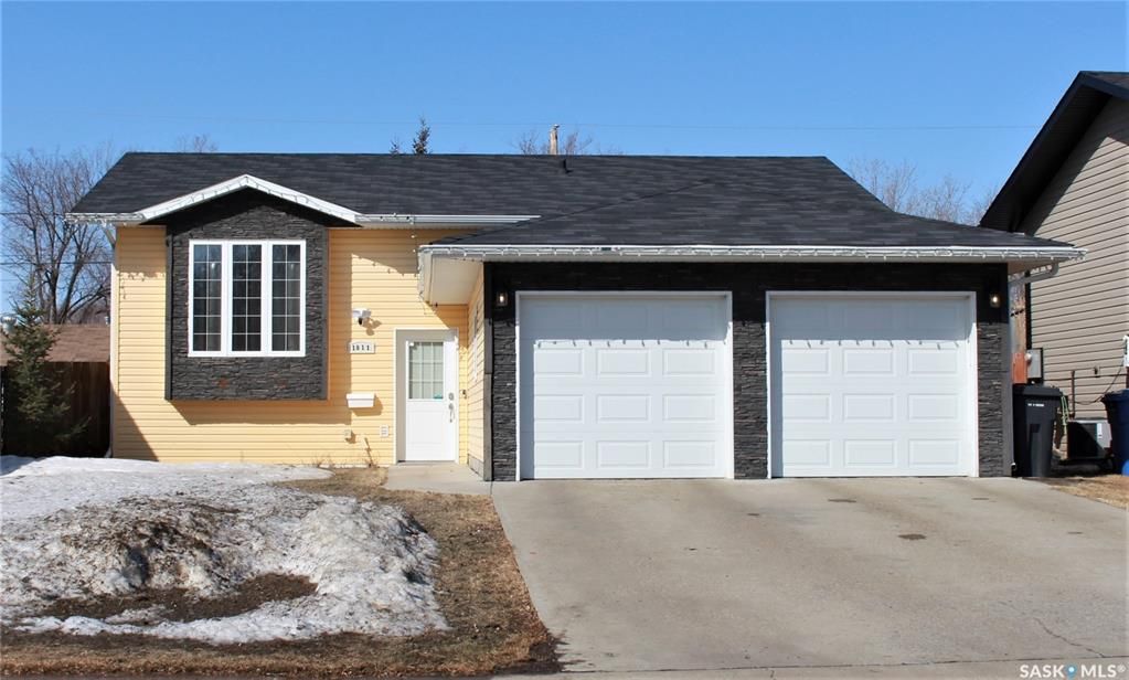 Main Photo: 1811 103rd Street in North Battleford: Sapp Valley Residential for sale : MLS®# SK925526