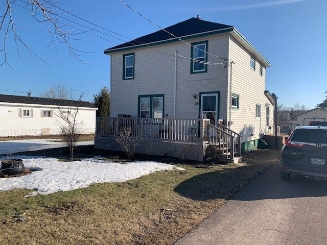 Main Photo: 28 cowan Street in Springhill: 102S-South Of Hwy 104, Parrsboro and area Residential for sale (Northern Region)  : MLS®# 202105543