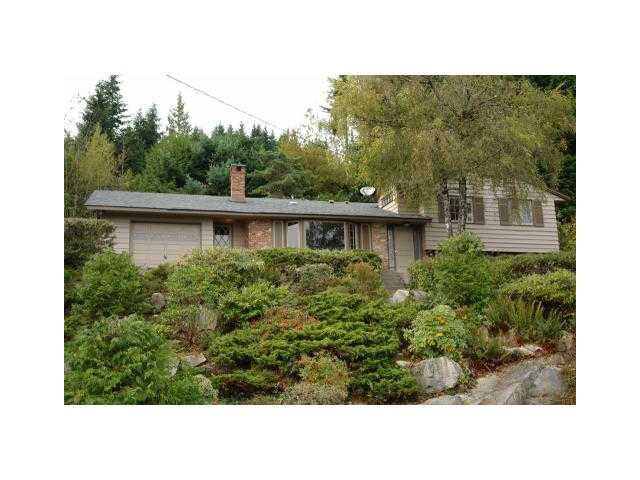 Main Photo: 498 CRAIGMOHR Drive in West Vancouver: Glenmore House for sale : MLS®# V872678