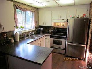 Photo 5: 92 CHAMP Crescent in Regina: Normanview Single Family Dwelling for sale (Regina Area 02)  : MLS®# 474406