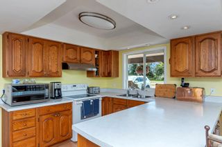 Photo 15: 2812 Island View Rd in Central Saanich: CS Island View House for sale : MLS®# 935937