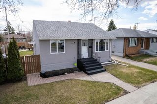 Photo 1: 424 Victoria Avenue West in Winnipeg: West Transcona Residential for sale (3L)  : MLS®# 202209780