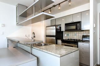 Photo 8: 3307 1495 RICHARDS Street in Vancouver: Yaletown Condo for sale in "AZURA II" (Vancouver West)  : MLS®# R2125744
