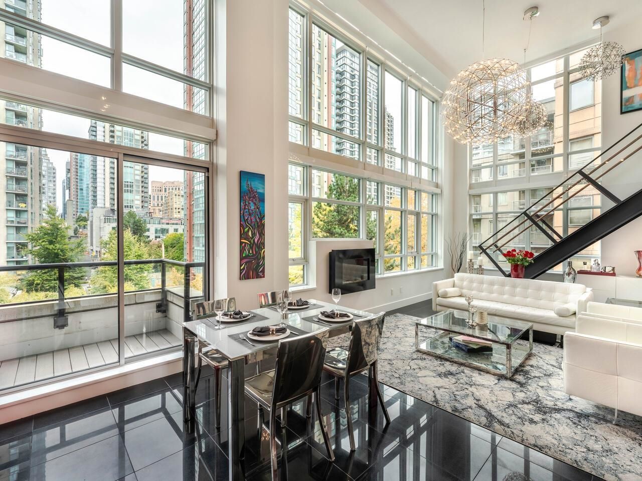 Main Photo: 402 988 RICHARDS Street in Vancouver: Yaletown Condo for sale in "TRIBECA LOFTS" (Vancouver West)  : MLS®# R2843918
