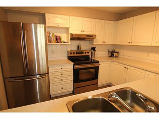 Photo 10: 29 2378 RINDALL Avenue in Port Coquitlam: Central Pt Coquitlam Condo for sale in "BRITTANY PARK" : MLS®# V1095397