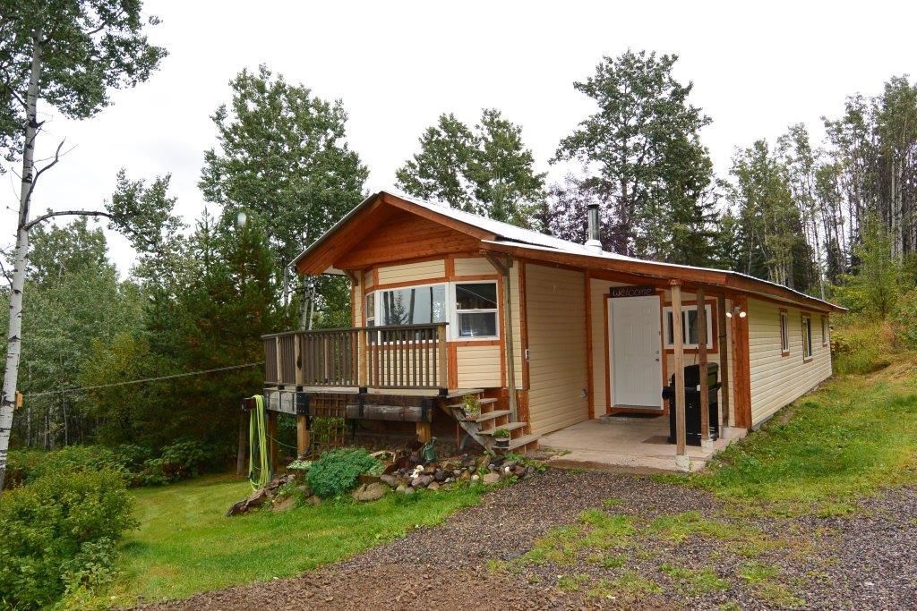 Main Photo: 2828 PTARMIGAN Road in Smithers: Smithers - Rural Manufactured Home for sale (Smithers And Area (Zone 54))  : MLS®# R2615113