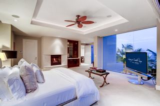 Photo 32: House for sale (9,169)  : 6 bedrooms : 1 Buccaneer Way in Coronado