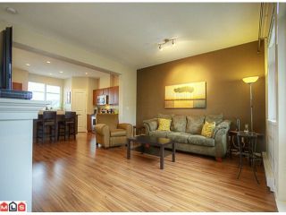 Photo 1: 26 6036 164TH Street in SURREY: Cloverdale BC Townhouse for sale in "ARBOUR VILLAGE" (Cloverdale)  : MLS®# F1202711