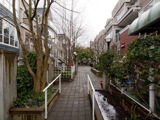 Photo 31: 26 788 W 15TH Avenue in Vancouver: Fairview VW Townhouse for sale in "SIXTEEN WILLOWS" (Vancouver West)  : MLS®# V938784