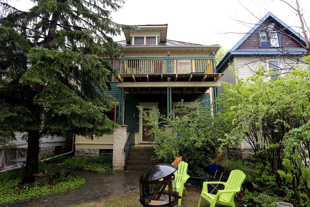 Photo 2: Photos: 174 Chestnut Street in Winnipeg: Wolseley Single Family Detached for sale (West Winnipeg)  : MLS®# 1513242