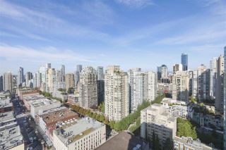 Photo 3: 2609 977 MAINLAND Street in Vancouver: Yaletown Condo for sale in "YALETOWN PARK 3" (Vancouver West)  : MLS®# R2398459
