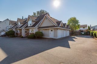 Photo 4: 1 19948 WILLOUGHBY Way in Langley: Willoughby Heights Townhouse for sale in "Cranbrook Court" : MLS®# R2728483