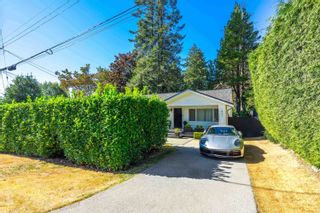 Photo 1: 1561 CHESTNUT Street: White Rock House for sale (South Surrey White Rock)  : MLS®# R2817452