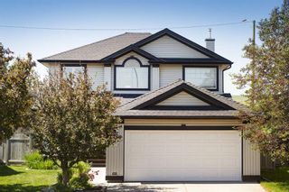 Photo 1: 127 Fairways Drive NW: Airdrie Detached for sale : MLS®# A1123412