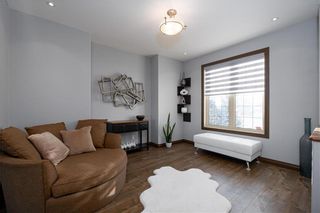Photo 5: 108 Yorkwood Drive in Winnipeg: Royalwood Residential for sale (2J)  : MLS®# 202201896