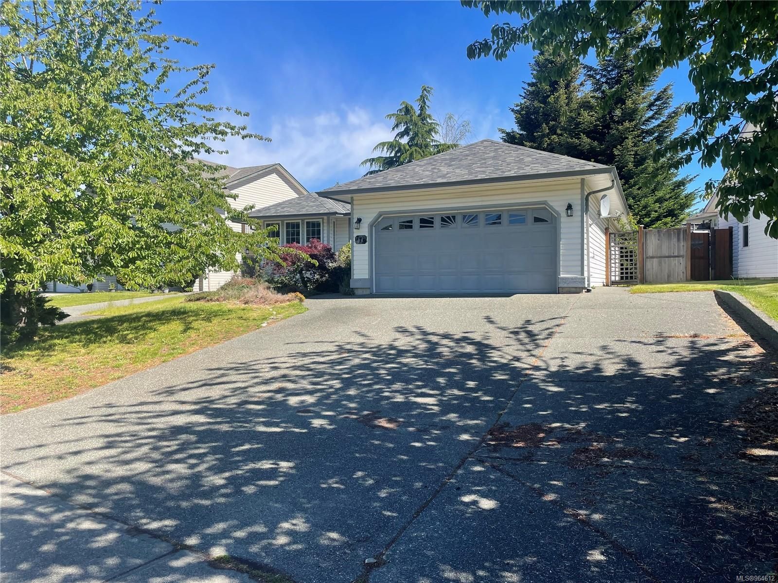 779  Beaver Lodge Rd, Campbell River